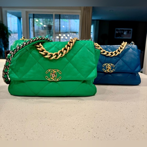 Authenticated & Curated Luxury ✨ - Picture 5 of 7